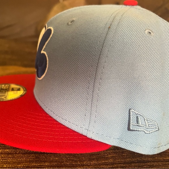 Classic Fitted Hat 🧢 - Picture 3 of 4
